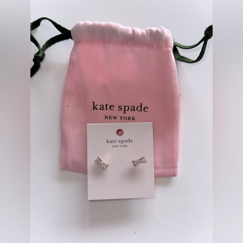✨✨KATE SPADE BOW TIE EARRINGS✨✨